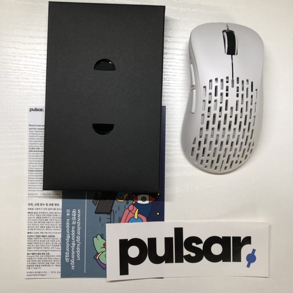 ECクローンの小型マウス】Pulsar Xlite V2 Mini wireless レビュー | RGB